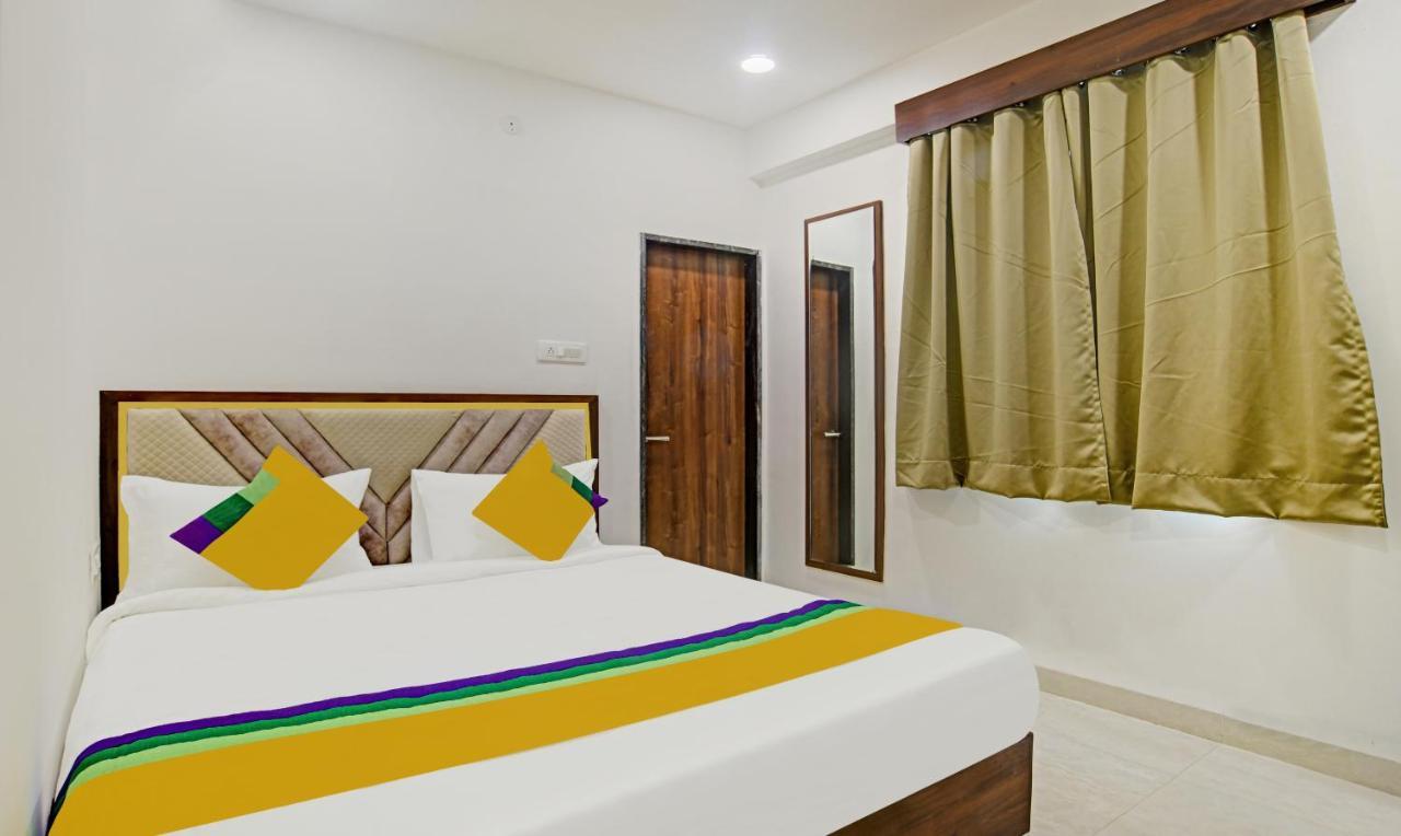 Itsy Hotels Phoenix Indore Buitenkant foto