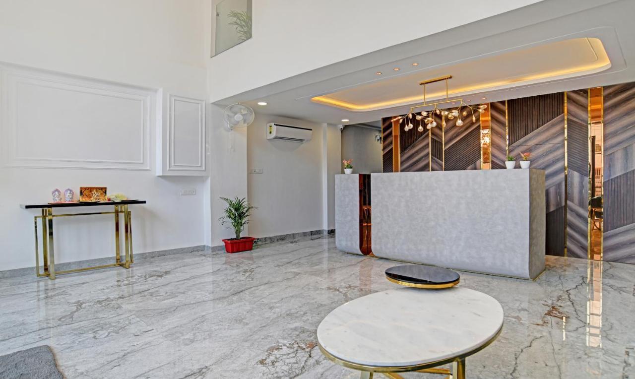 Itsy Hotels Phoenix Indore Buitenkant foto