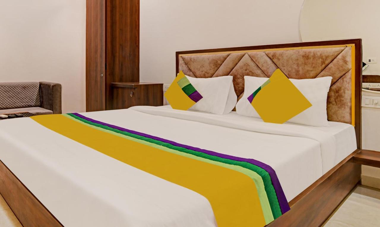 Itsy Hotels Phoenix Indore Buitenkant foto